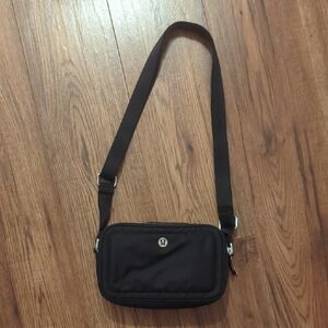 lululemon athletica Classic Black Belt Bag